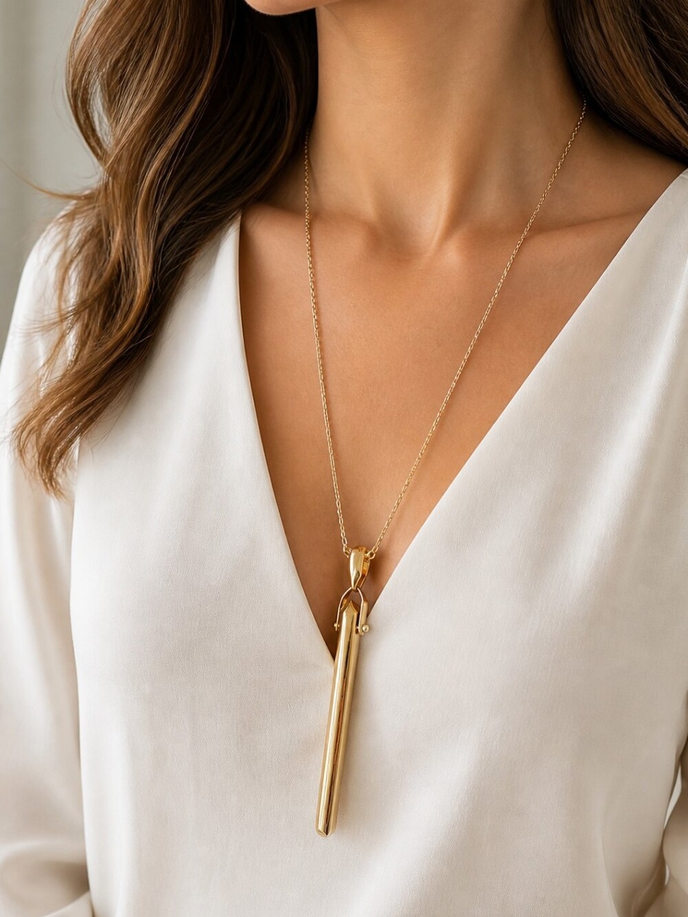 Vintage Stella & Dot Faux Gold Rebel Pendant Long Necklace
